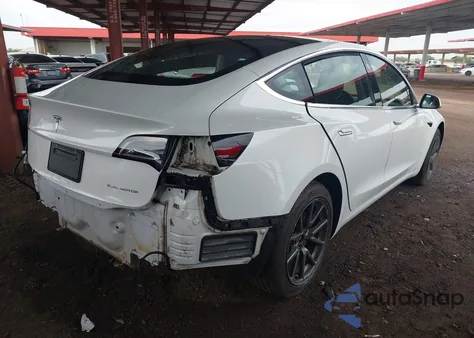 2019 Tesla Model 3 Long Range/Performance из США, поврежденный, VIN 5YJ3E1EB7KF493405